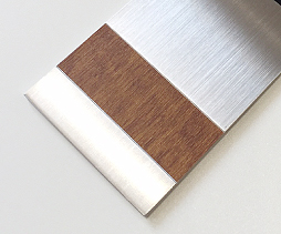 【MOW】の部分拡大